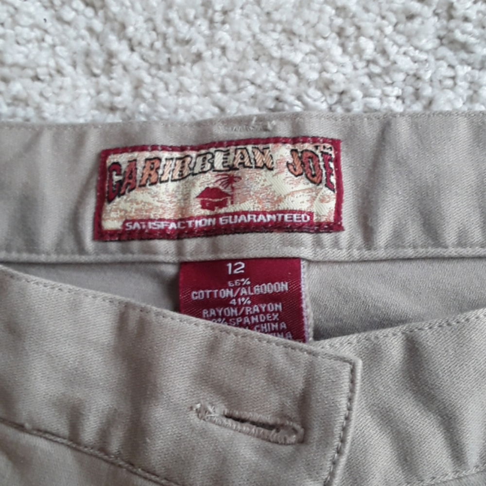 Jeans - Picture 2 of 3